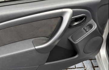 Renault Sandero Expression 1.6 8V - Foto #6