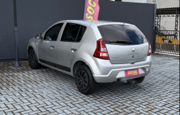 Renault Sandero Expression 1.6 8V - Foto #8