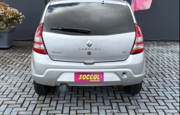 Renault Sandero Expression 1.6 8V - Foto #9
