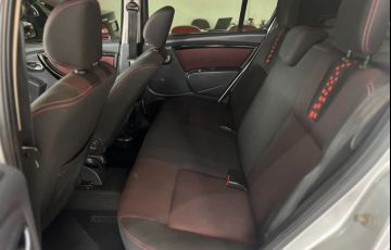 Renault Sandero 1.6 Stepway 16v - Foto #8