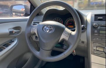 Toyota Corolla Sedan XEi 1.8 16V (flex) (aut) - Foto #10