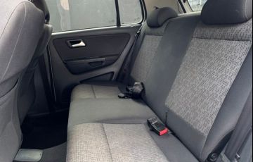 Volkswagen Fox 1.6 Mi 8v - Foto #9