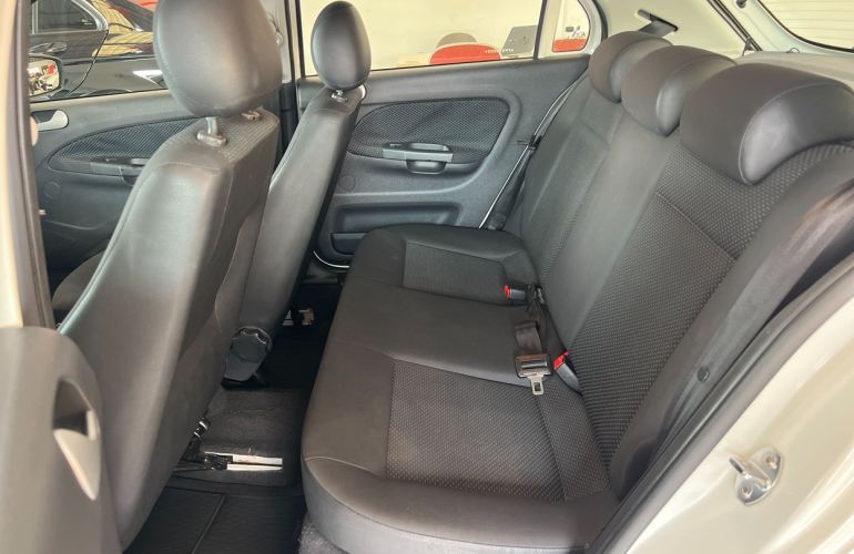 Volkswagen Gol 1.0 Mi Trendline 8v - Foto #8