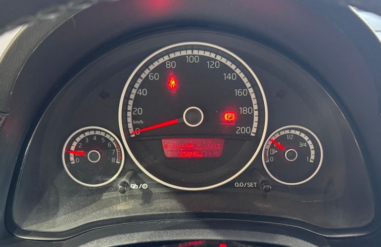 Volkswagen Up 1.0 MPi High Up 12v - Foto #5
