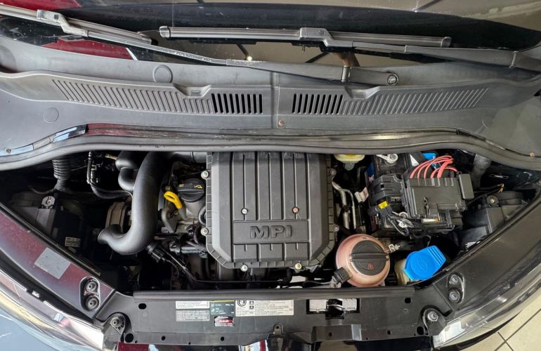 Volkswagen Up 1.0 MPi High Up 12v - Foto #7