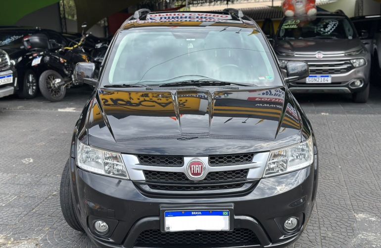 Fiat Freemont 2.4 Precision 16v - Foto #2