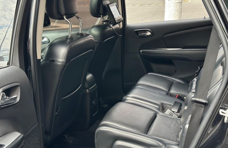 Fiat Freemont 2.4 Precision 16v - Foto #8