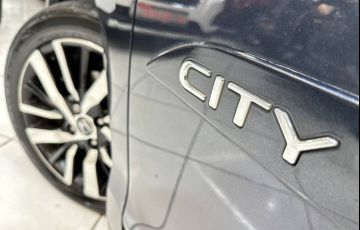 Honda City 1.5 I-vtec Hatch Touring - Foto #5