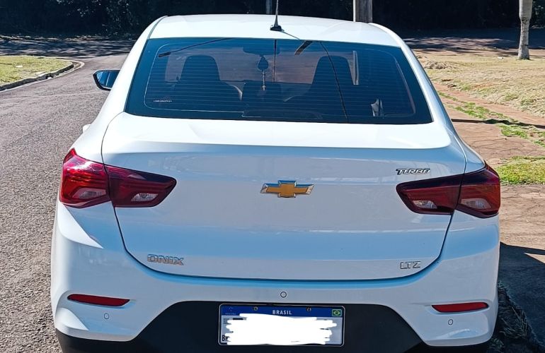 Chevrolet Onix Plus 1.0 Turbo LTZ (Aut) - Foto #5