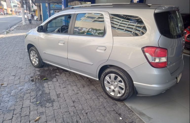 Chevrolet Spin LTZ 7S 1.8 (Aut) (Flex) - Foto #4