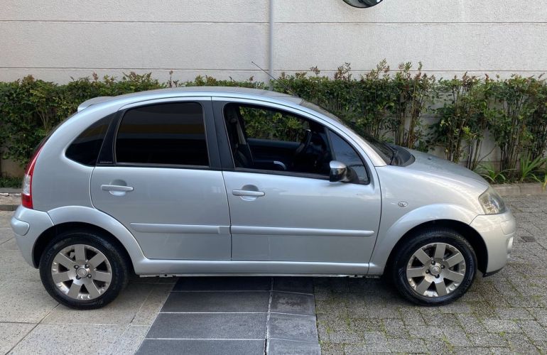 Citroën C3 1.4 I Exclusive 8v - Foto #4