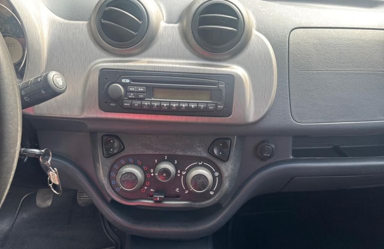 Fiat Uno 1.0 Evo Way 8v - Foto #8