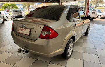 Ford Fiesta Sedan 1.6 (Flex) - Foto #7