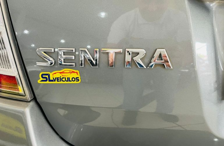 Nissan Sentra 2.0 S 16v - Foto #7