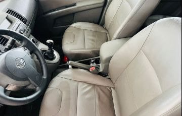 Nissan Sentra 2.0 S 16v - Foto #9
