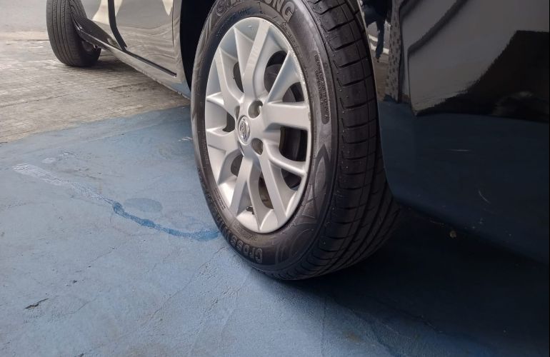 Nissan Versa 1.6 SV CVT (Flex) - Foto #2