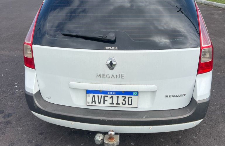 Renault Mégane Grand Tour Dynamique 1.6 16V (flex) - Foto #5