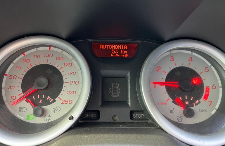 Renault Mégane Grand Tour Dynamique 1.6 16V (flex) - Foto #6