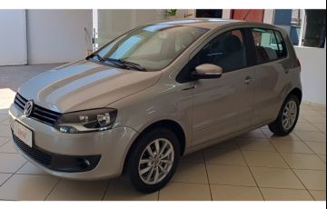 Volkswagen Fox 1.6 8V (Flex) - Foto #2