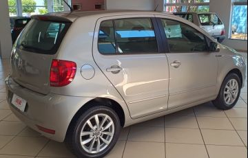 Volkswagen Fox 1.6 8V (Flex) - Foto #6