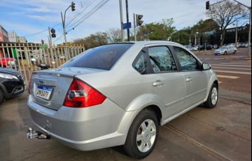 Ford Fiesta Sedan 1.6 Rocam (Flex) - Foto #3