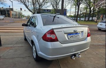 Ford Fiesta Sedan 1.6 Rocam (Flex) - Foto #4