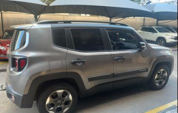 Jeep Renegade 1.8 (Aut) - Foto #3