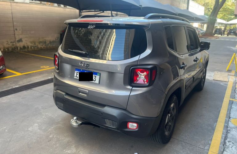 Jeep Renegade 1.8 (Aut) - Foto #6