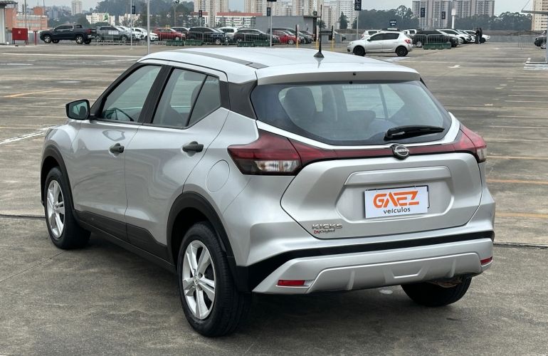 Nissan Kicks 1.6 16V Active - Foto #2