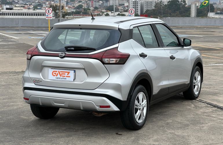 Nissan Kicks 1.6 16V Active - Foto #3