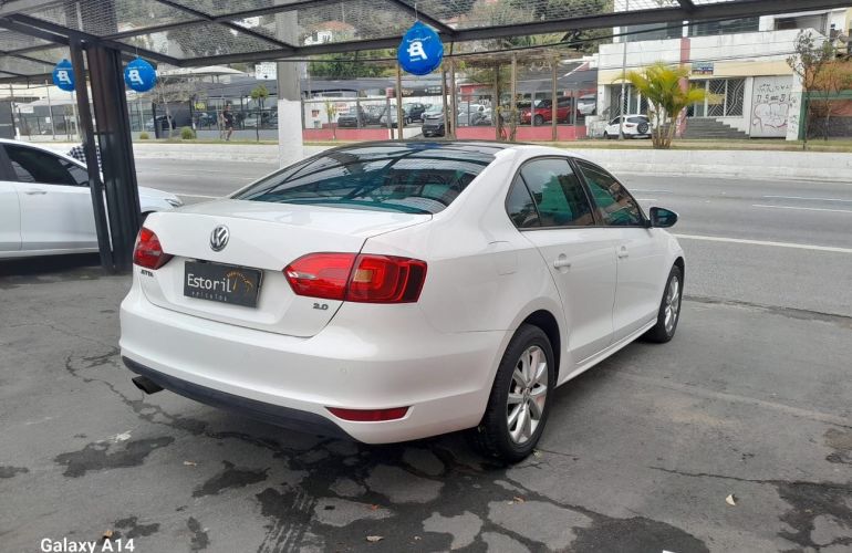 Volkswagen Jetta 2.0 Comfortline - Foto #3