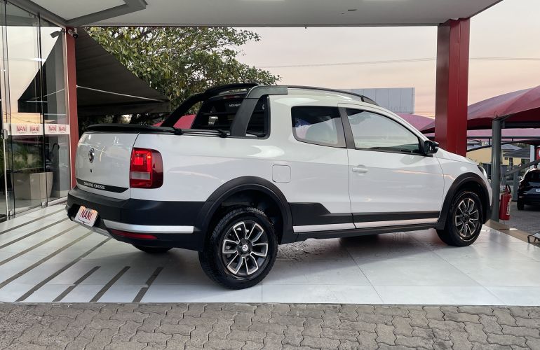 Volkswagen Saveiro Cross 1.6 16v MSI CD (Flex) - Foto #4
