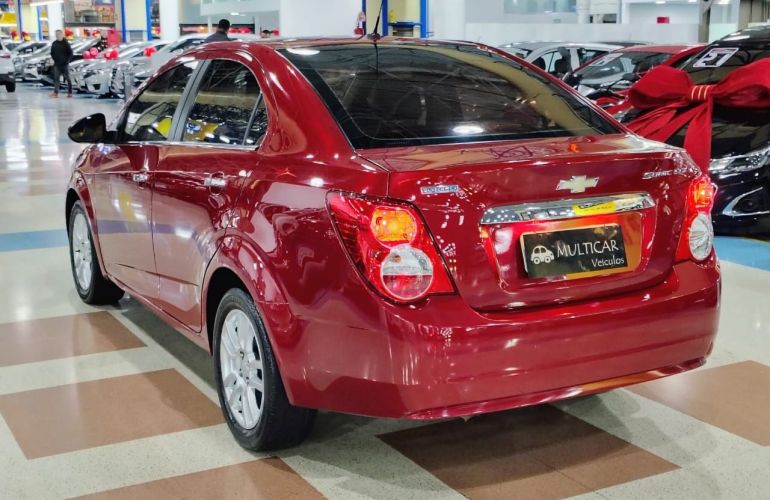 Chevrolet Sonic 1.6 LTZ Sedan 16v - Foto #4
