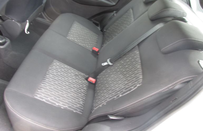 Ford Ka 1.0 SE Plus (Flex) - Foto #2