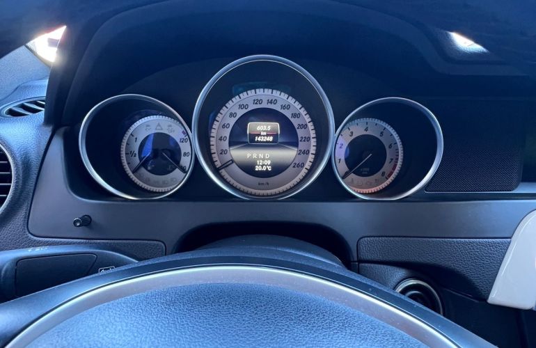 Mercedes-Benz C 180 Touring 1.6 CGI Turbo - Foto #3