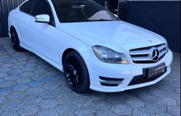Mercedes-Benz C 180 Touring 1.6 CGI Turbo - Foto #10