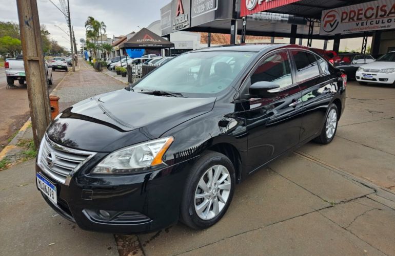 Nissan Sentra 2.0 16V - Foto #1