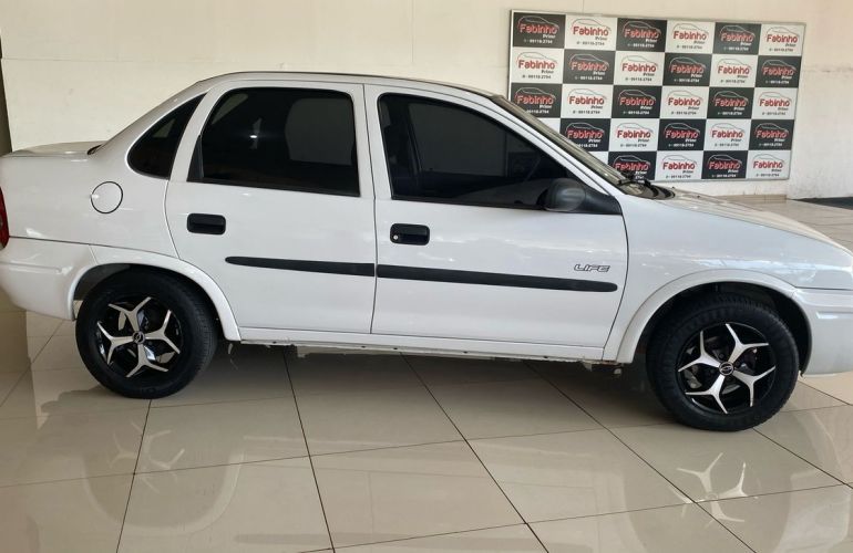 Chevrolet Classic 1.0 MPFi Life 8v - Foto #3