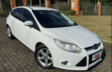 Ford Focus Hatch S 1.6 16V TiVCT PowerShift