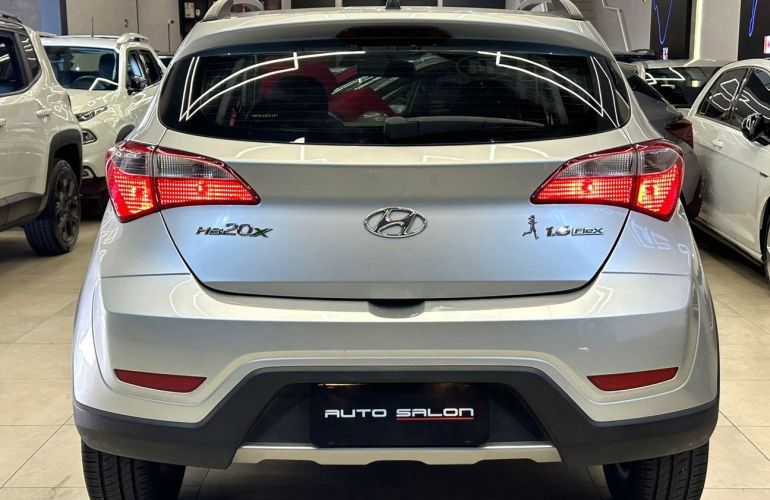 Hyundai Hb20x 1.6 16V Style - Foto #5