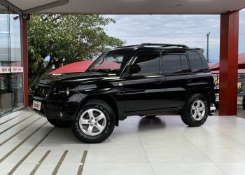Mitsubishi Pajero TR4 2.0 16V Long Range (aut)