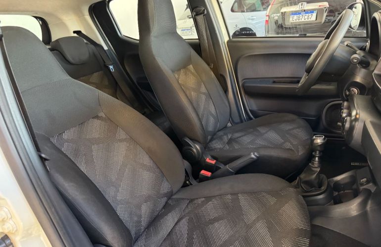 Fiat Mobi Evo Like 1.0 (Flex) - Foto #5