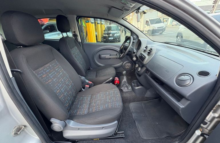 Fiat Uno 1.0 Evo Vivace 8v - Foto #8