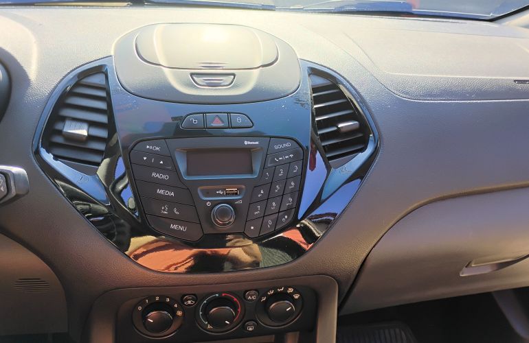 Ford Ka Sedan SE Plus 1.0 (Flex) - Foto #3
