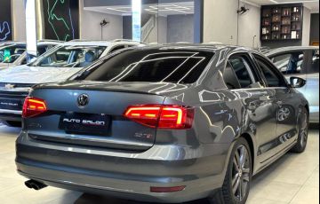 Volkswagen Jetta 2.0 TSi Highline 211cv - Foto #4