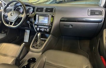Volkswagen Jetta 2.0 TSi Highline 211cv - Foto #9