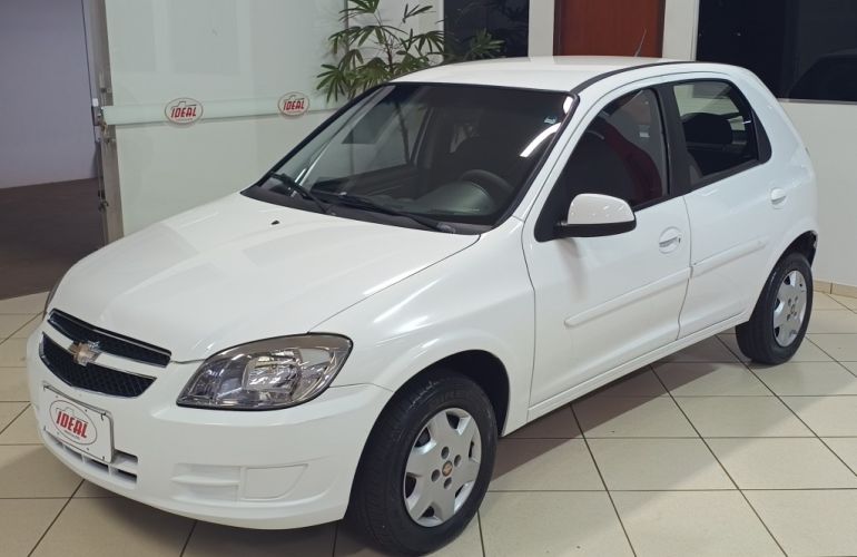 Chevrolet Celta LT 1.0 (Flex) - Foto #2