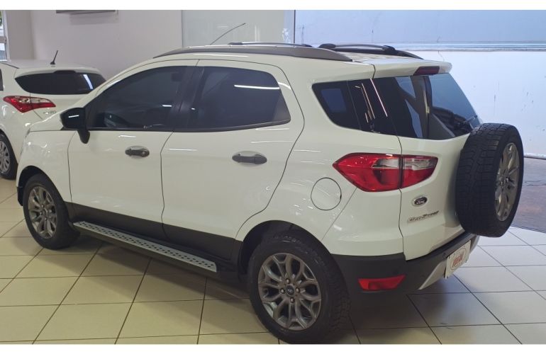 Ford Ecosport Freestyle 1.6 16V (Flex) - Foto #4
