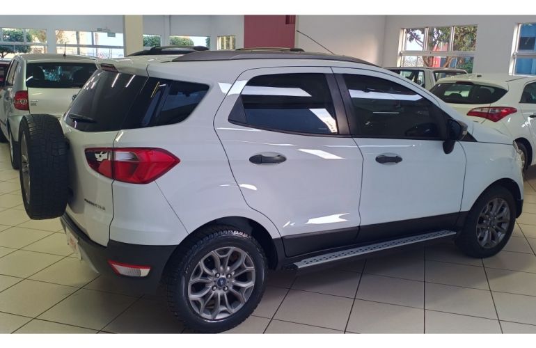 Ford Ecosport Freestyle 1.6 16V (Flex) - Foto #5