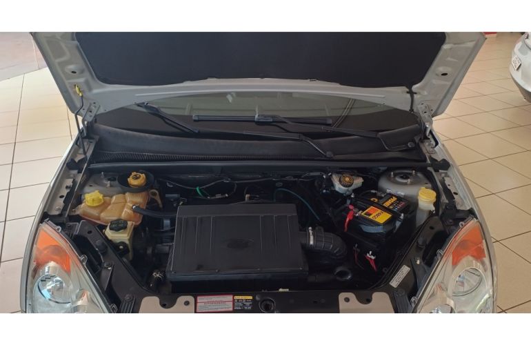 Ford Fiesta Hatch Class 1.6 (Flex) - Foto #10